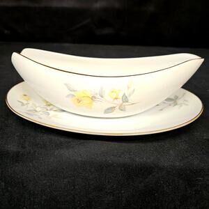 Wyndham Gay Rose Gravy Boat and Underplate Sango Japan Fine China